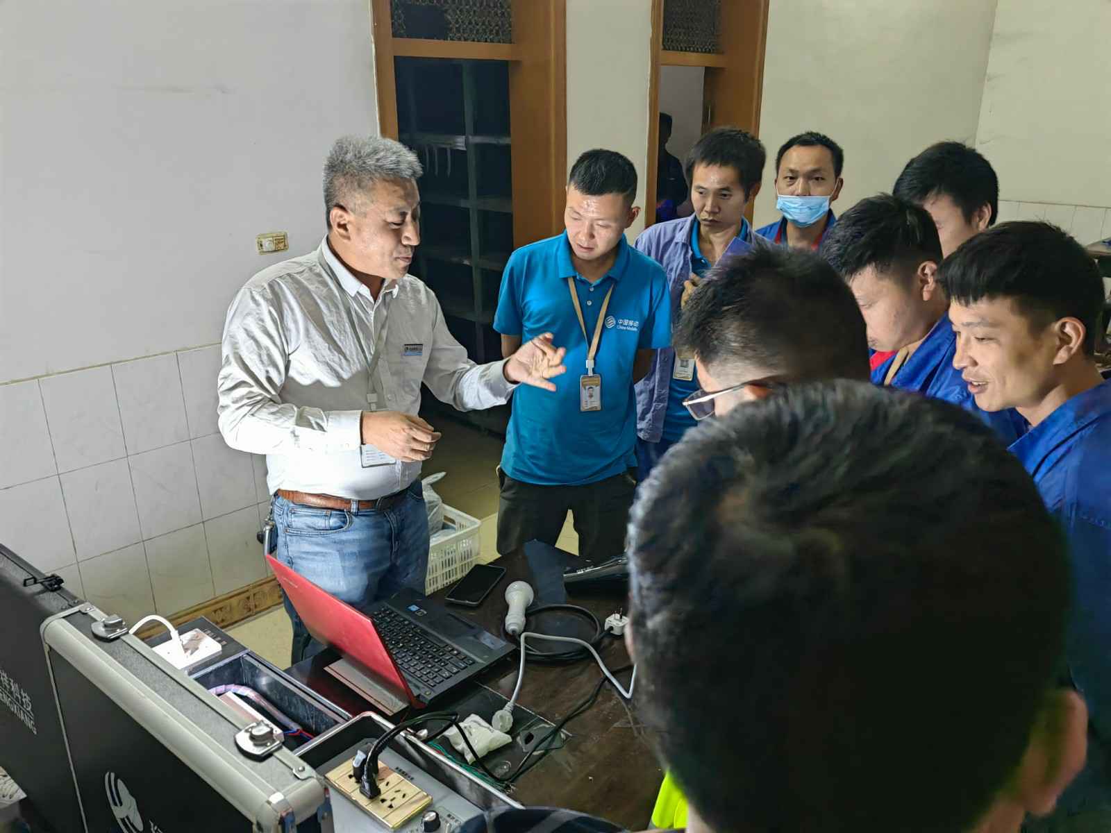 银川瀚宇视觉艺术咨询有限公司为中移铁通有限公司安全用电培训